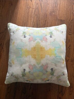 laura park pillow